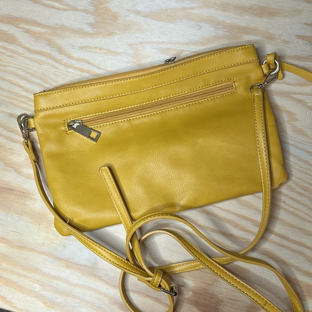 Mustard Yellow Crossbody Bag - Sleek Leather Look | No Brand - Picture 3 of 4